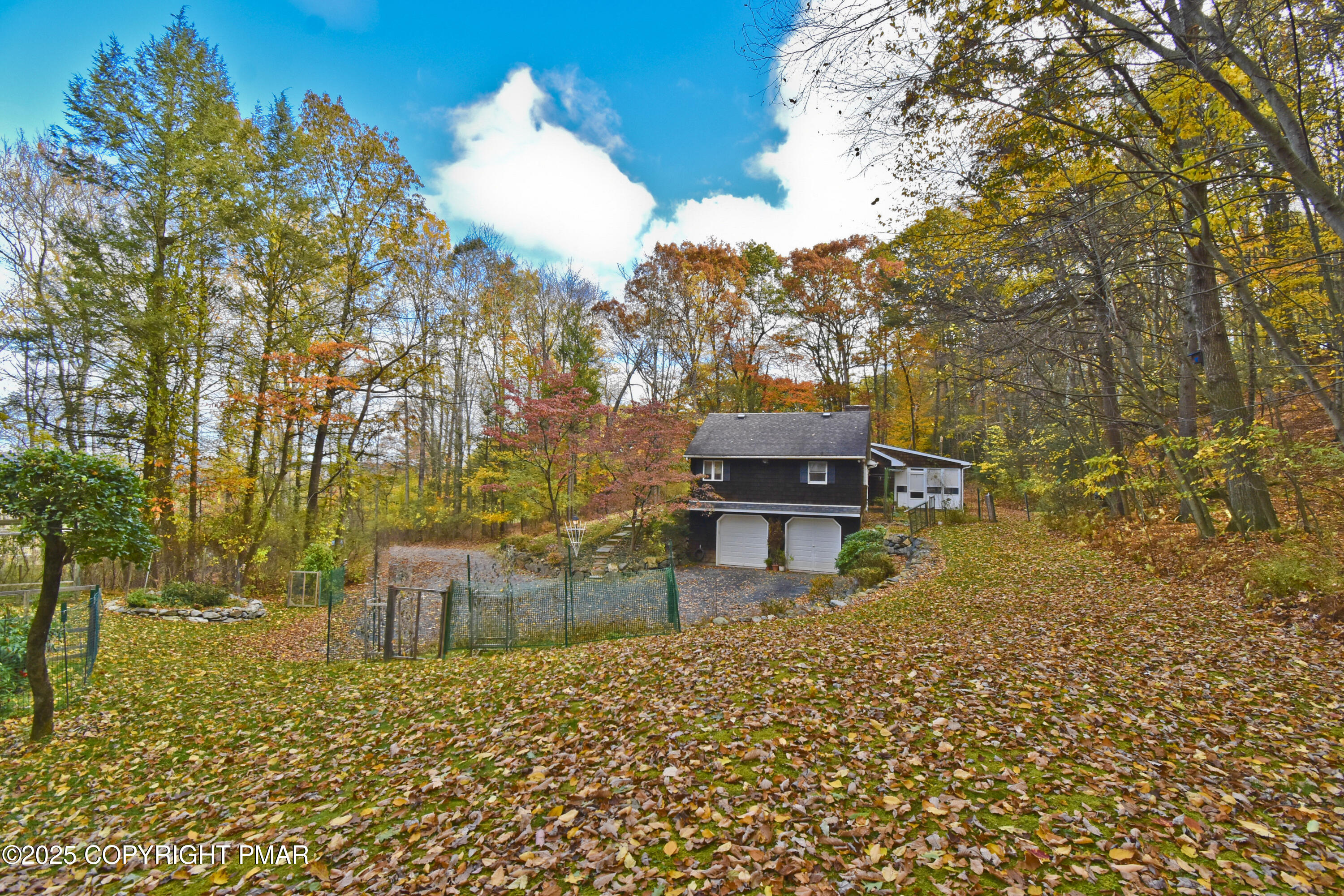 5294 Cherry Valley Road Saylorsburg, PA 18353 - Photo 42 of 53 16 Garage (1)