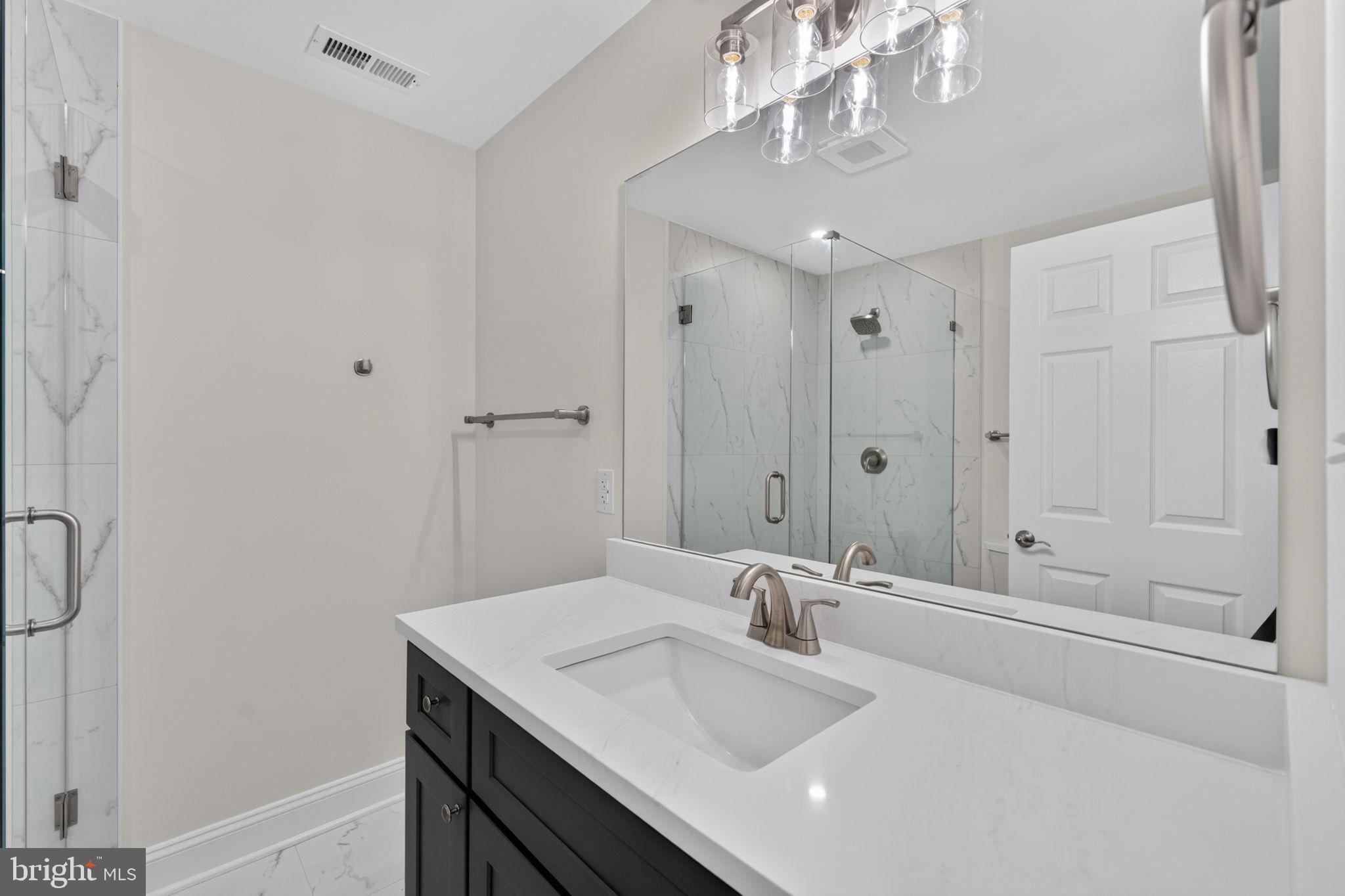 7122 Ivakota Road Clifton, VA 20124 - Photo 67 of 87 Lower Floor Bath
