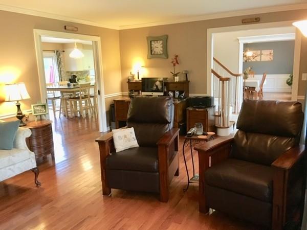 36 Lyons Road Dudley, MA 01571 - Photo 11 of 42