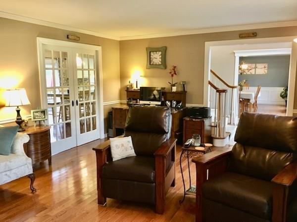 36 Lyons Road Dudley, MA 01571 - Photo 14 of 42