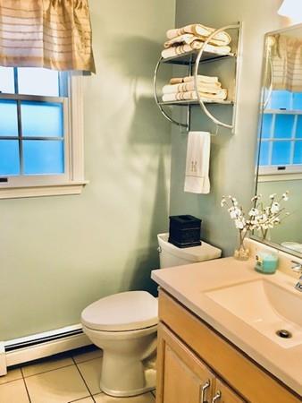 36 Lyons Road Dudley, MA 01571 - Photo 17 of 42