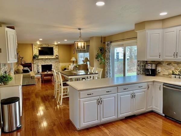 36 Lyons Road Dudley, MA 01571 - Photo 6 of 42