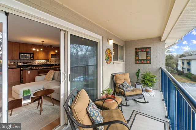 $325,000 | 1113 Primrose Court, Unit 302, Annapolis, MD 21403