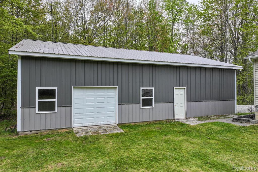 4587 Brown Road Vassar, MI 48768 - Photo 14 of 49