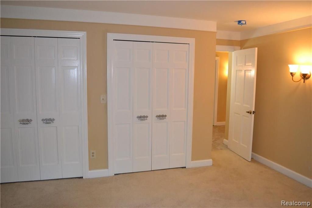 660 Birch Tree Court Rochester Hills, MI 48306 - Photo 26 of 38
