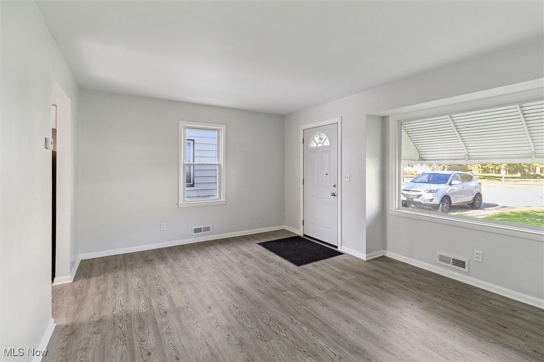 193 Lear Road Avon Lake, OH 44012 - Photo 5 of 22 Gallery Image 5