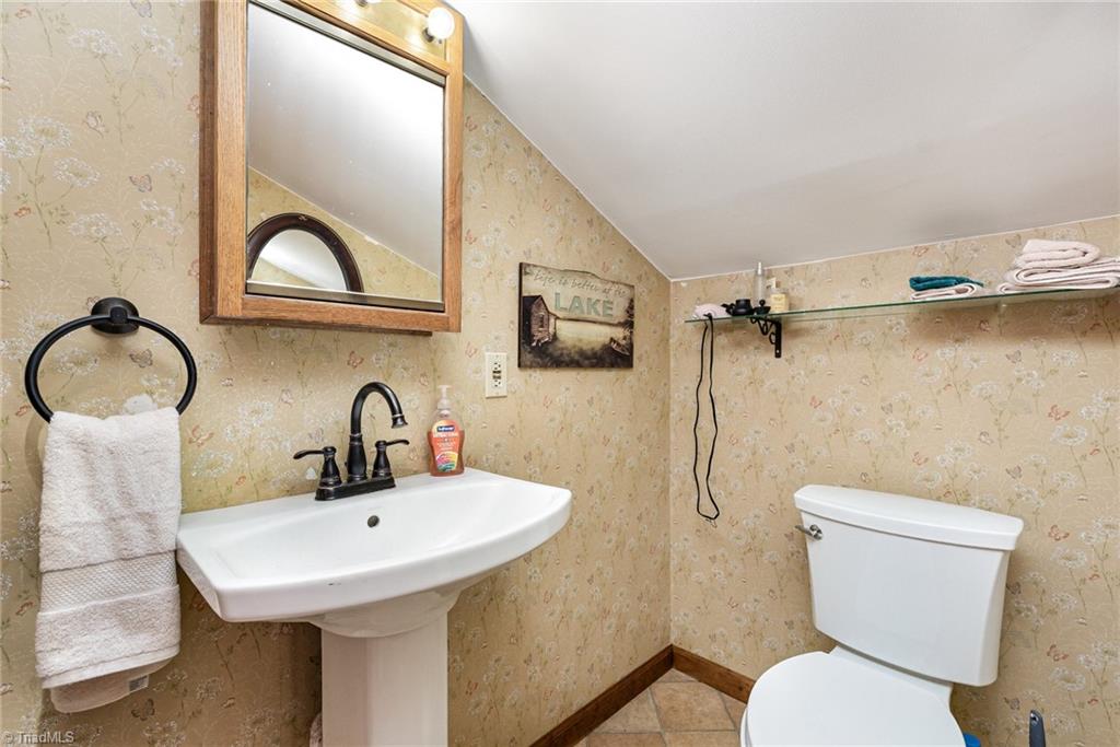 454 South Point Trail Semora, NC 27343 - Photo 18 of 28