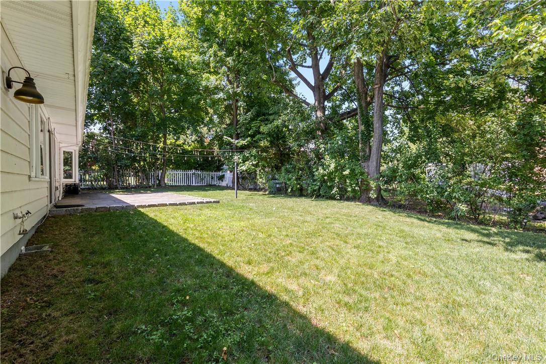 17 Soundview Avenue Rye, NY 10580 - Photo 18 of 20