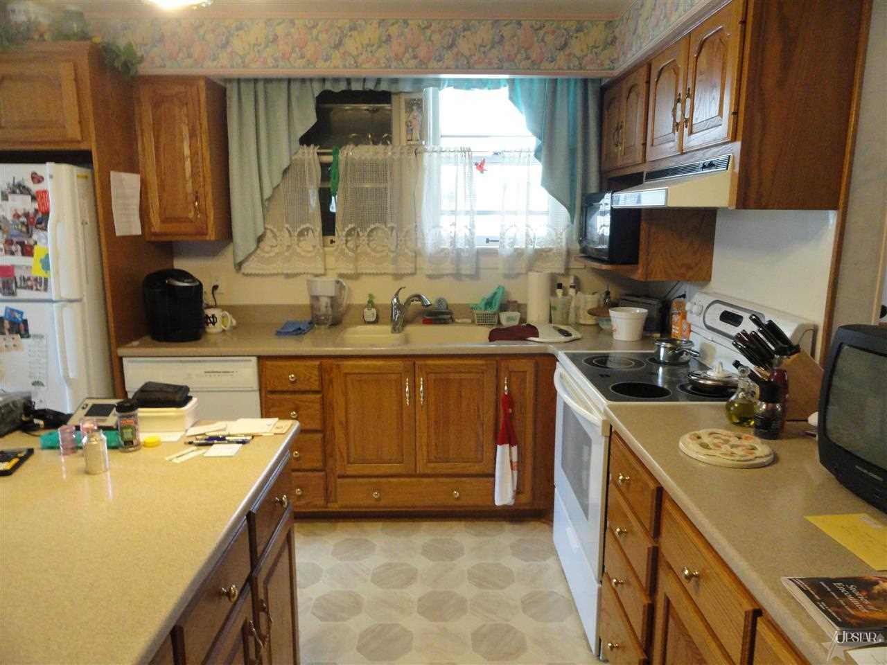 321 West Jackson Street Decatur, IN 46733 - Photo 9 of 10