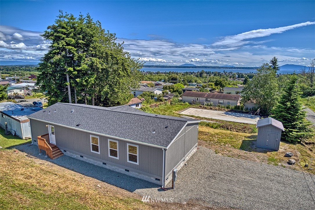 8484 Treevue Road Blaine, WA 98230 - Photo 3 of 22 Gallery Image 3