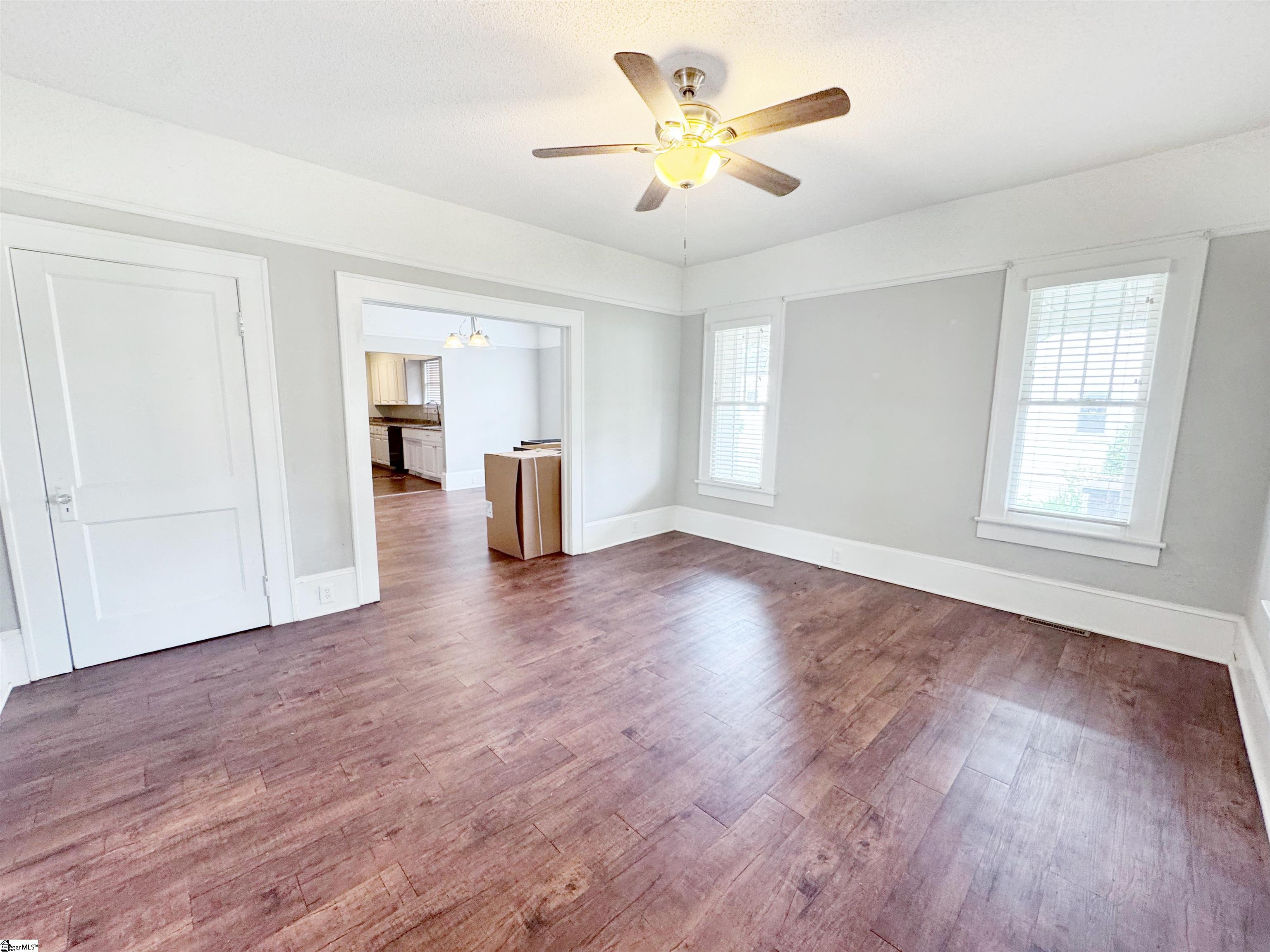 203 Arlington Road Greer, SC 29651 - Photo 5 of 20 Gallery Image 5