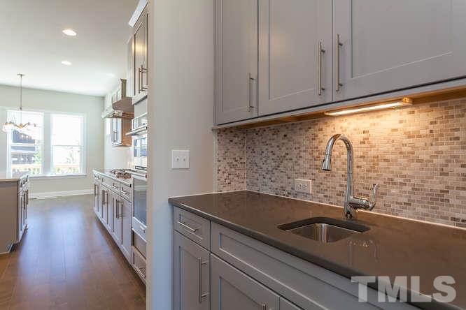 8200 Cranes View Place East Raleigh, NC 27615 - Photo 5 of 25