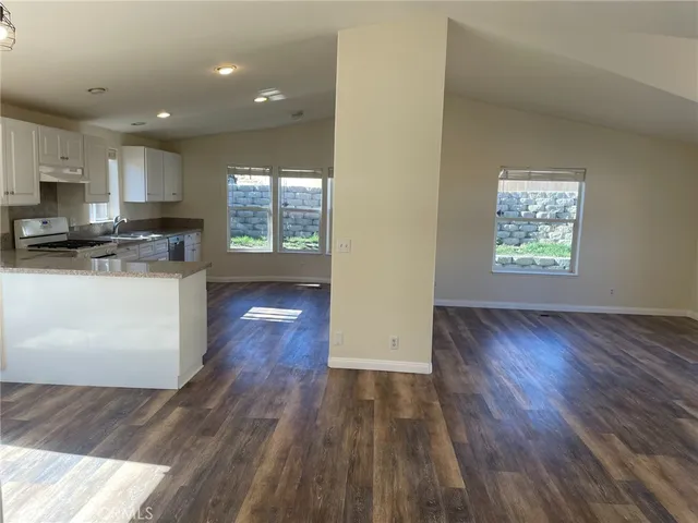 $1,800 | 3800 Park View Trail, Frazier Park, CA 93225