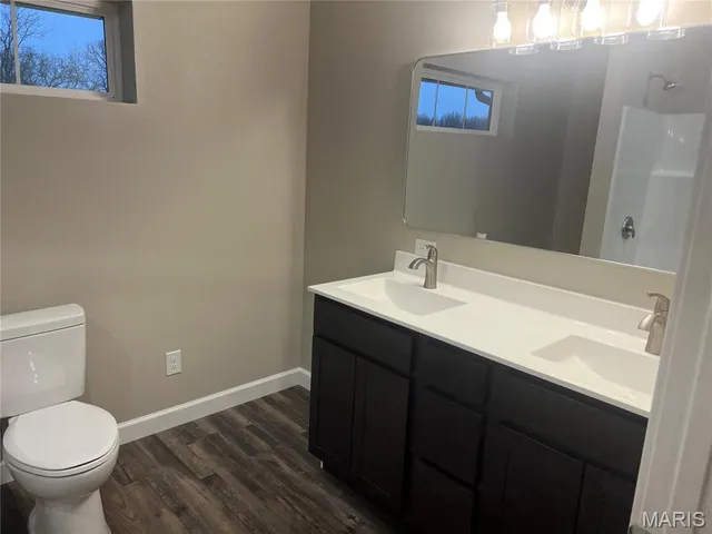 $299,900 | 11418 Highway 24, Madison, MO 65263