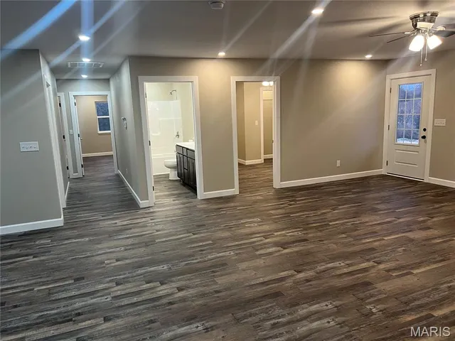 $299,900 | 11418 Highway 24, Madison, MO 65263