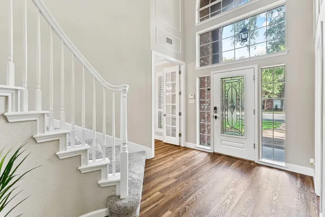 $689,000 | 10115 Pinehurst Drive, Austin, TX 78747