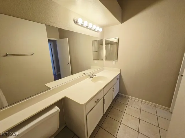 $2,549 | 925 Chaps Circle, Henderson, NV 89002