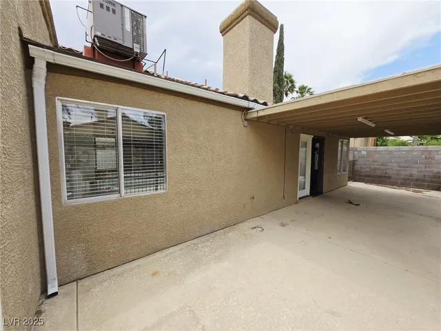 $2,549 | 925 Chaps Circle, Henderson, NV 89002