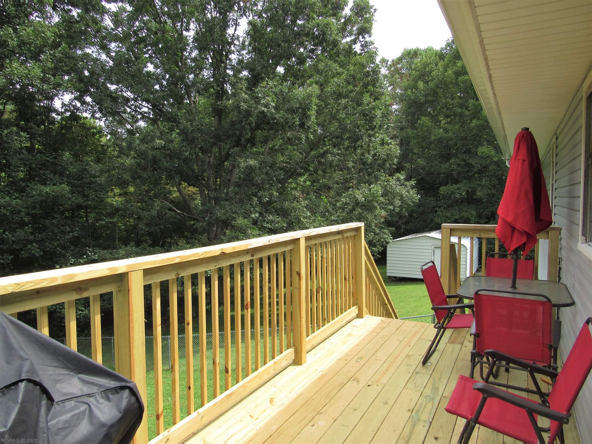 1501 Ridgeview Road Northwest Floyd, VA 24091 - Photo 9 of 46 Gallery Image 9