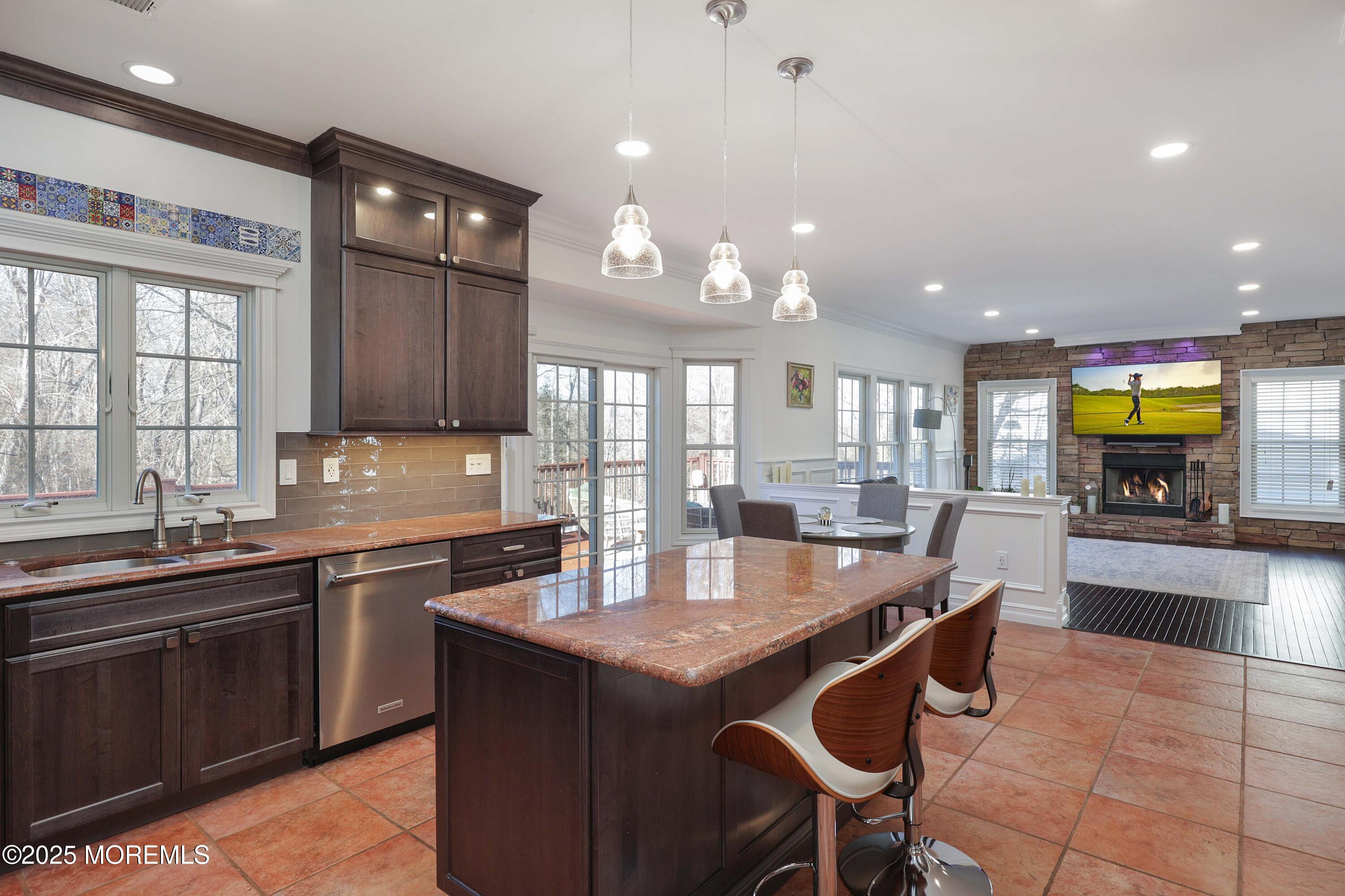 54 Bloomfield Road Manalapan, NJ 07726 - Photo 14 of 46 758A1711