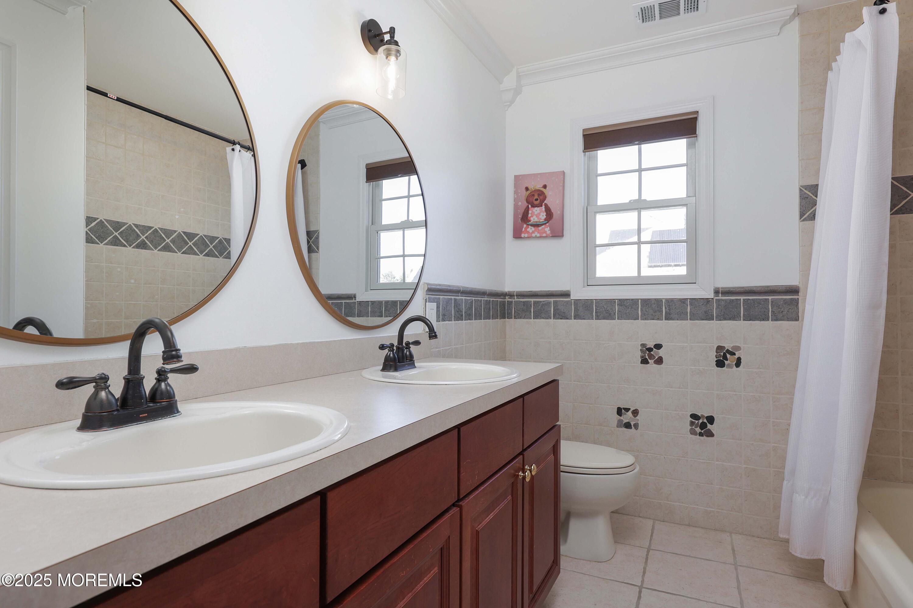 54 Bloomfield Road Manalapan, NJ 07726 - Photo 25 of 46 758A1736
