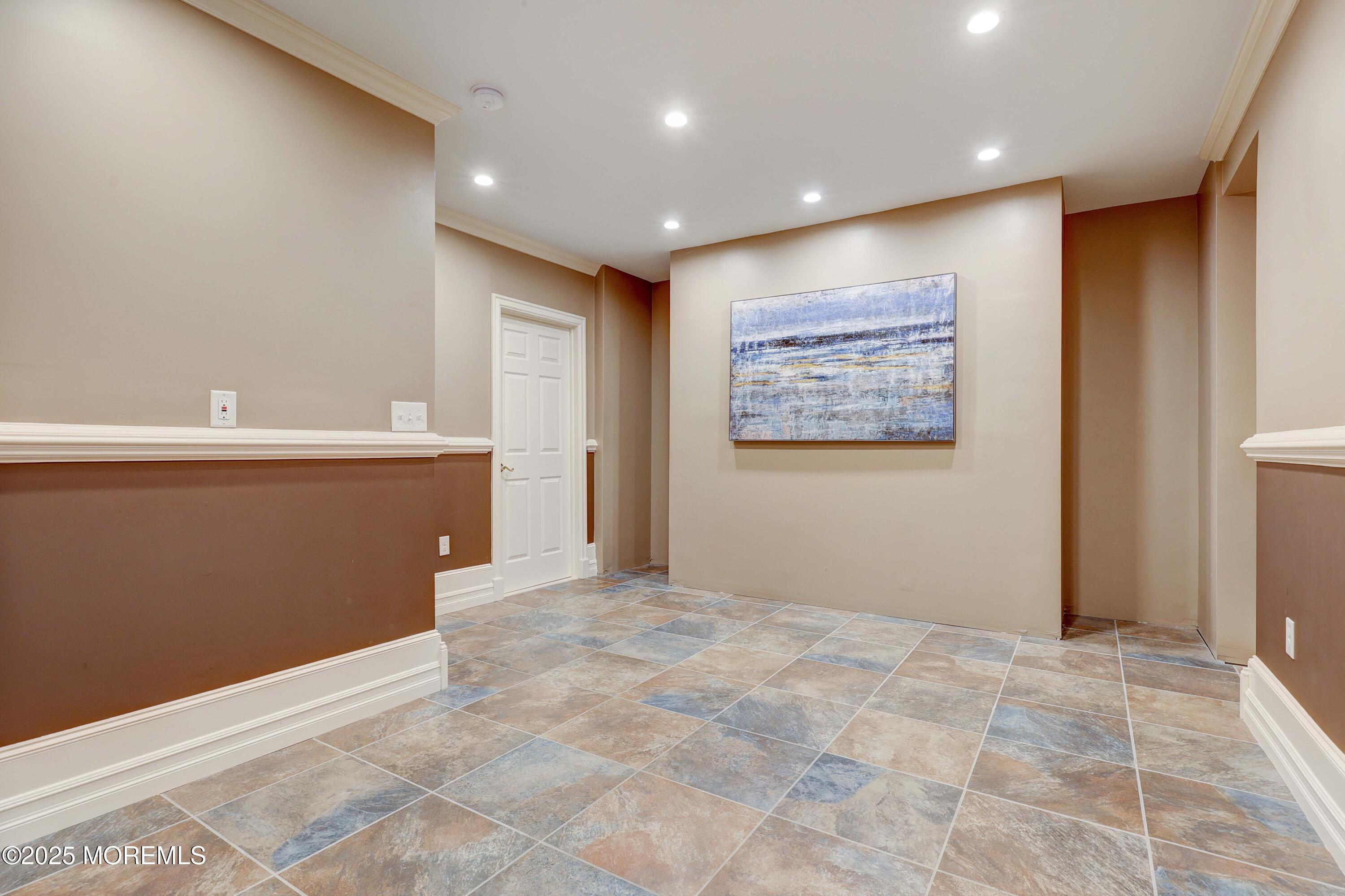 54 Bloomfield Road Manalapan, NJ 07726 - Photo 26 of 46 758A1811