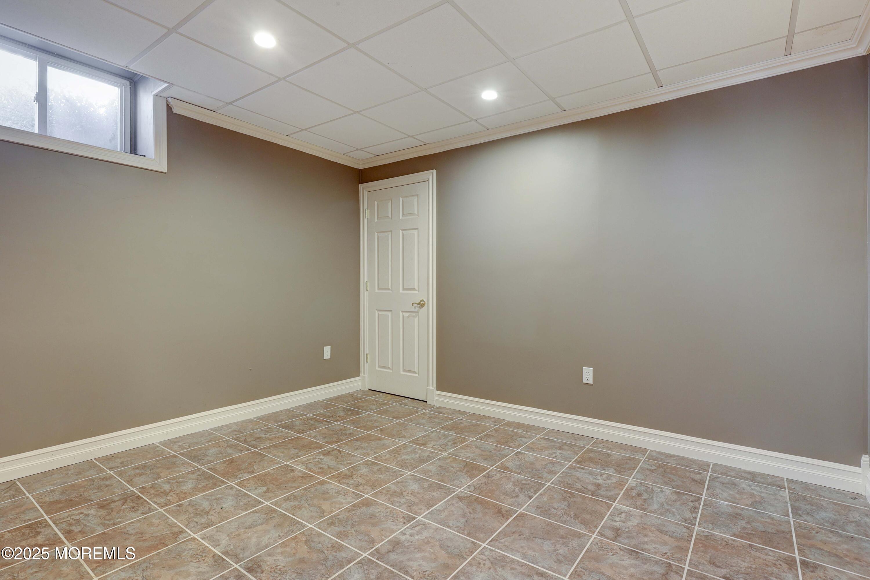 54 Bloomfield Road Manalapan, NJ 07726 - Photo 32 of 46 758A1806