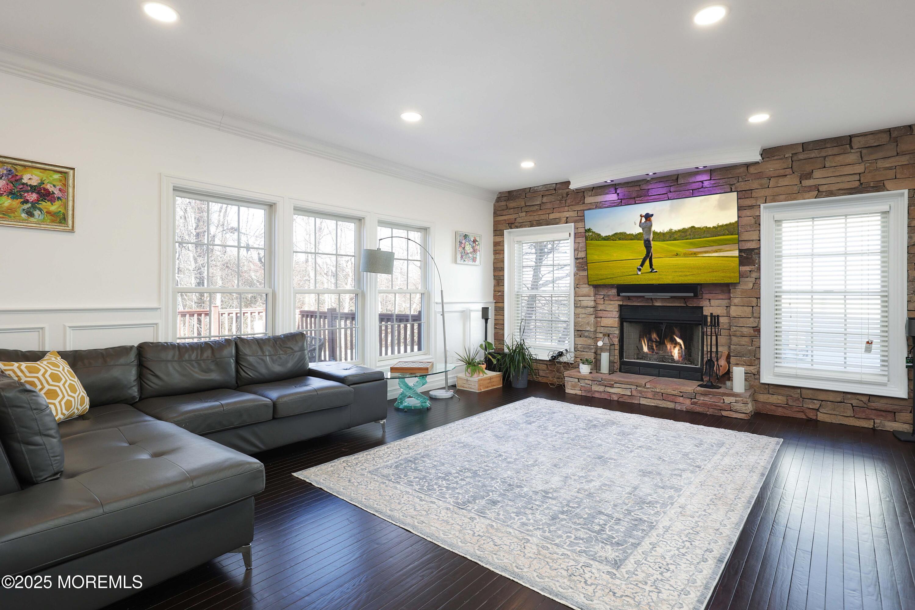 54 Bloomfield Road Manalapan, NJ 07726 - Photo 10 of 46 758A1667