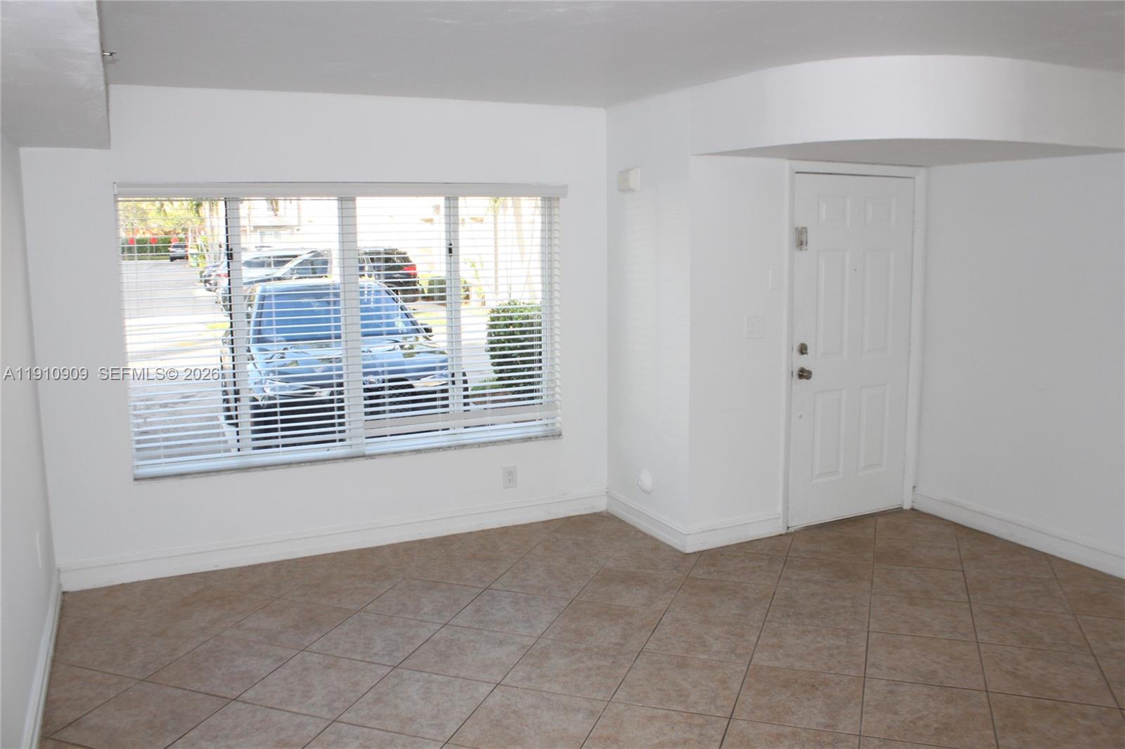 180 Riviera Circle, Unit 305 Weston, FL 33326 - Photo 13 of 24