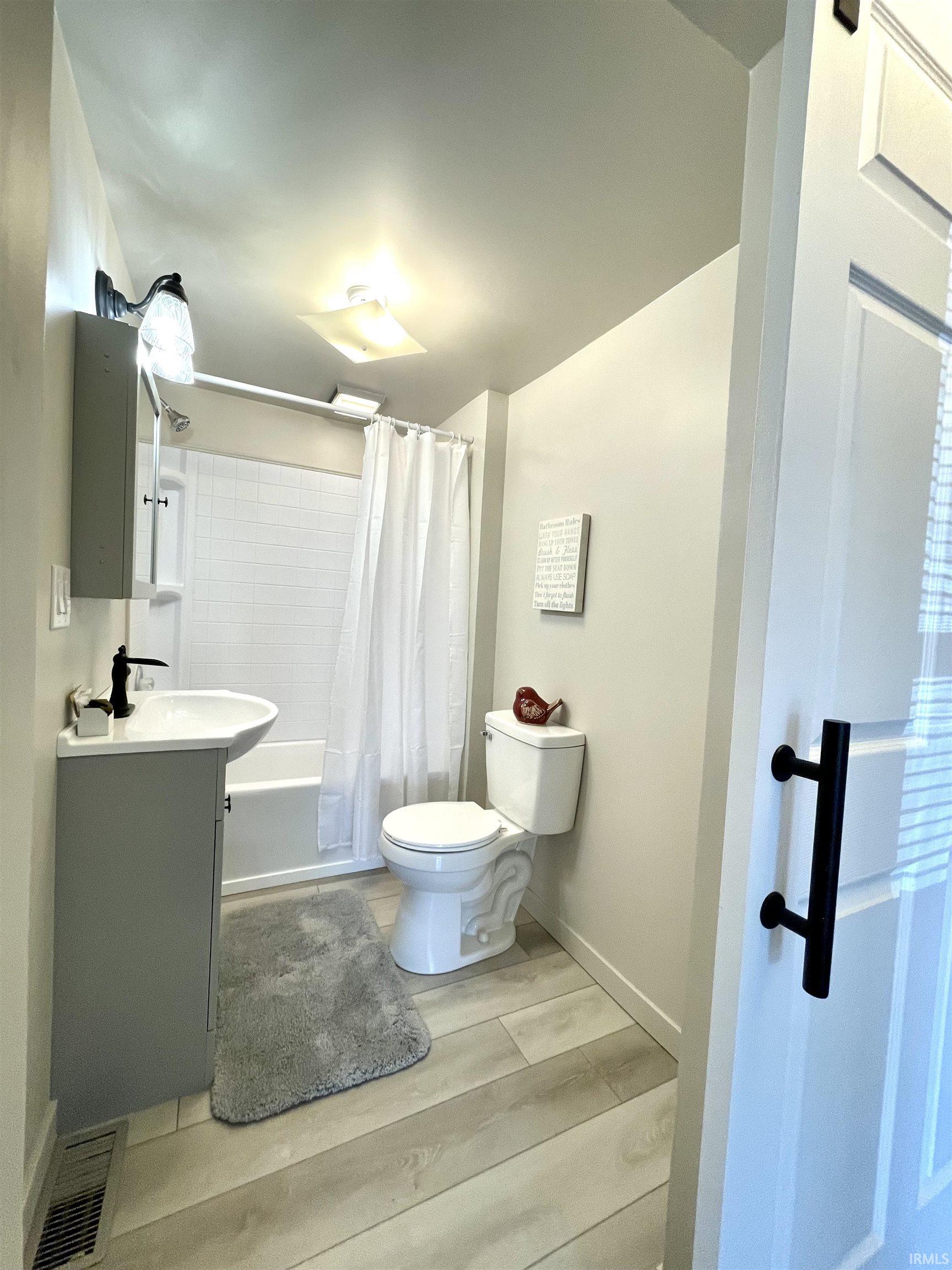 416 North Claypool Road Muncie, IN 47303 - Photo 11 of 25 Gallery Image 11