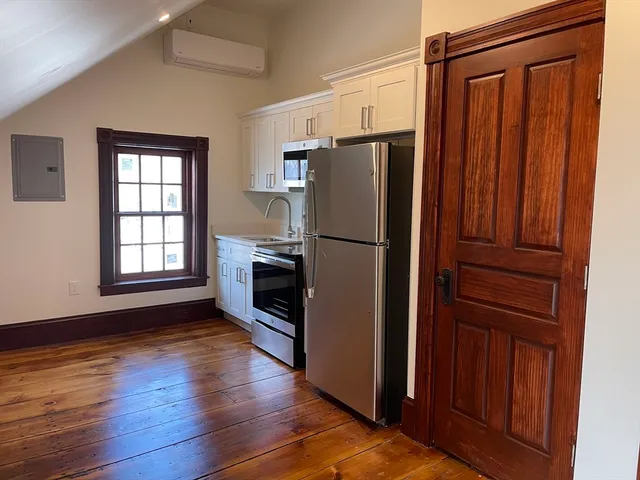 $1,325 | 41 Summer Street, Unit 18, Leominster, MA 01453
