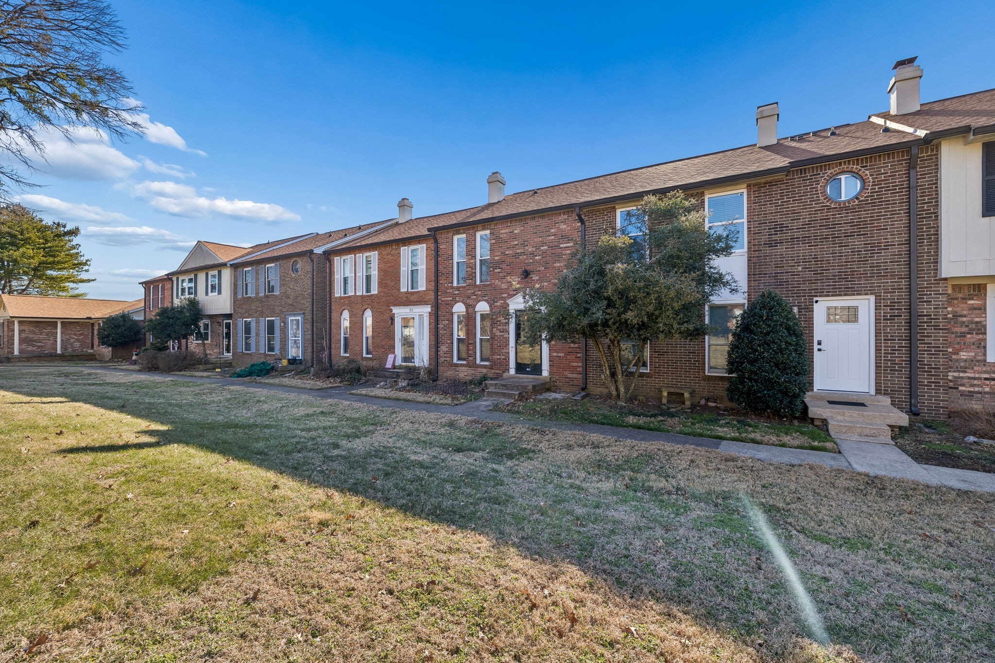 313 Huntington Ridge Drive Nashville, TN 37211 - Photo 2 of 48 a view of a house with a yard