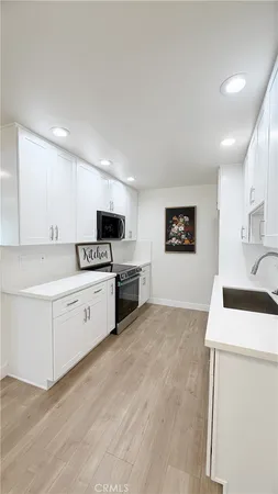 $449,000 | 212 South Kraemer, Unit 2208, Placentia, CA 92870