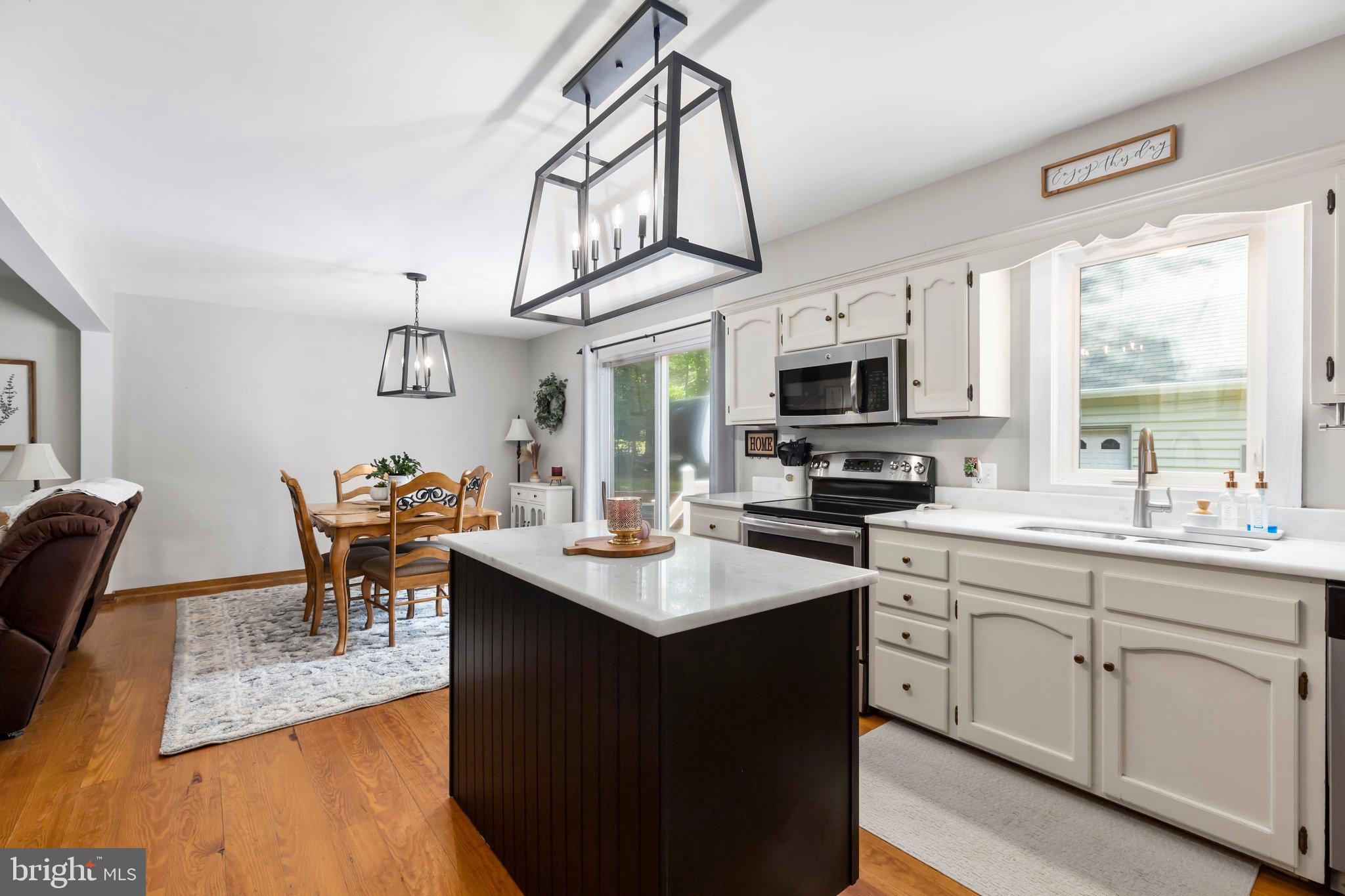 67 Hulls Chapel Road Fredericksburg, VA 22406 - Photo 11 of 53 Kitchen/Dining