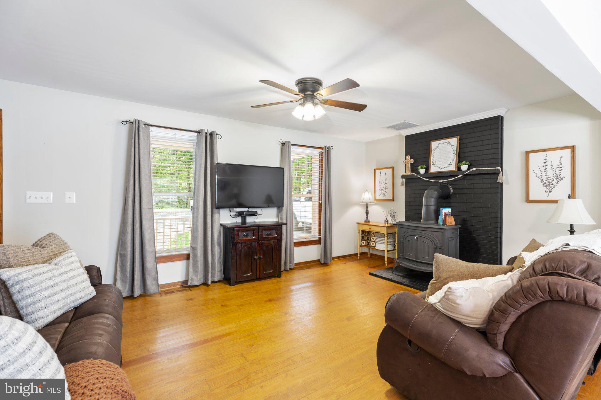 67 Hulls Chapel Road Fredericksburg, VA 22406 - Photo 5 of 53 Family room