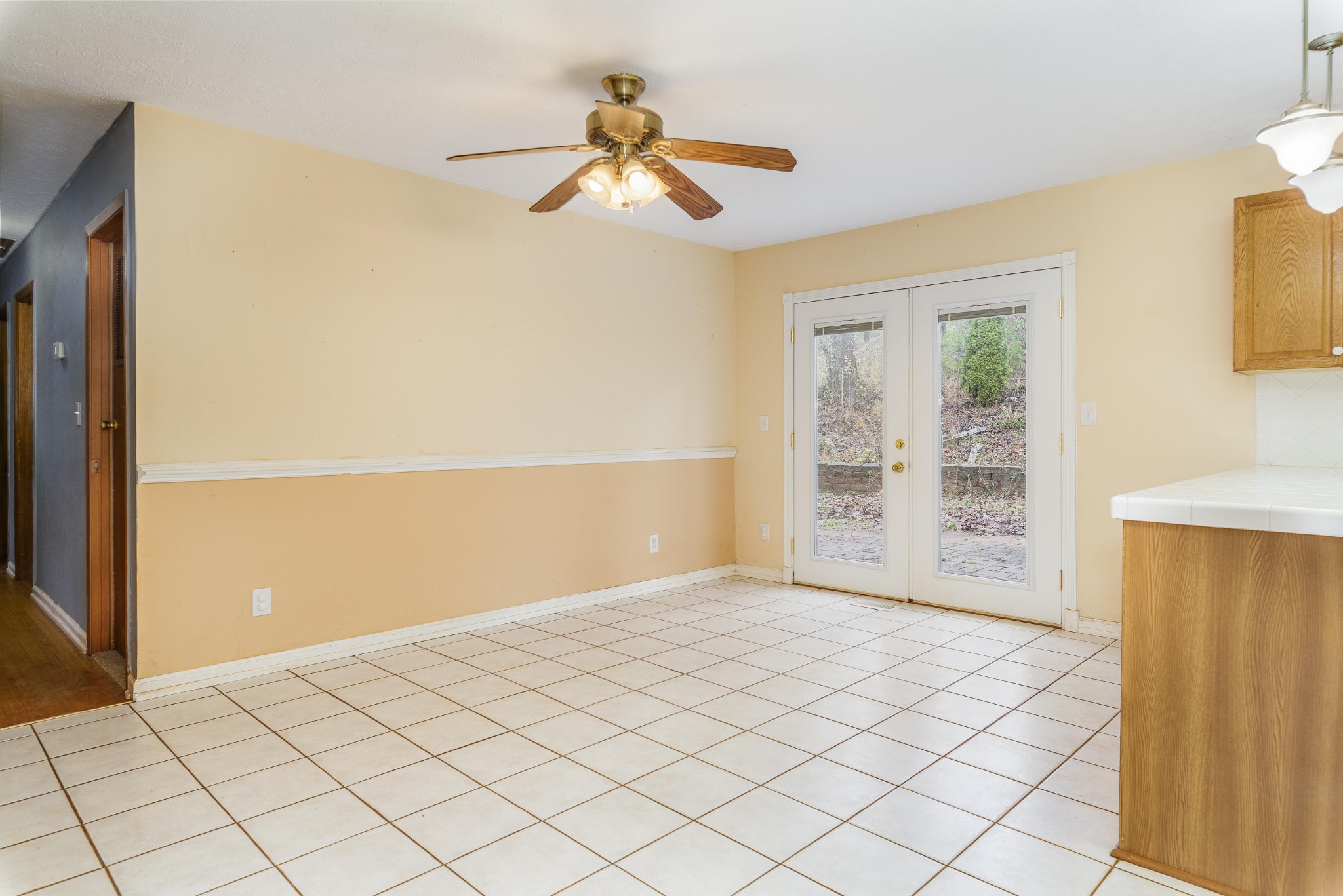2453 Topside Road Louisville, TN 37777 - Photo 8 of 19 Gallery Image 8