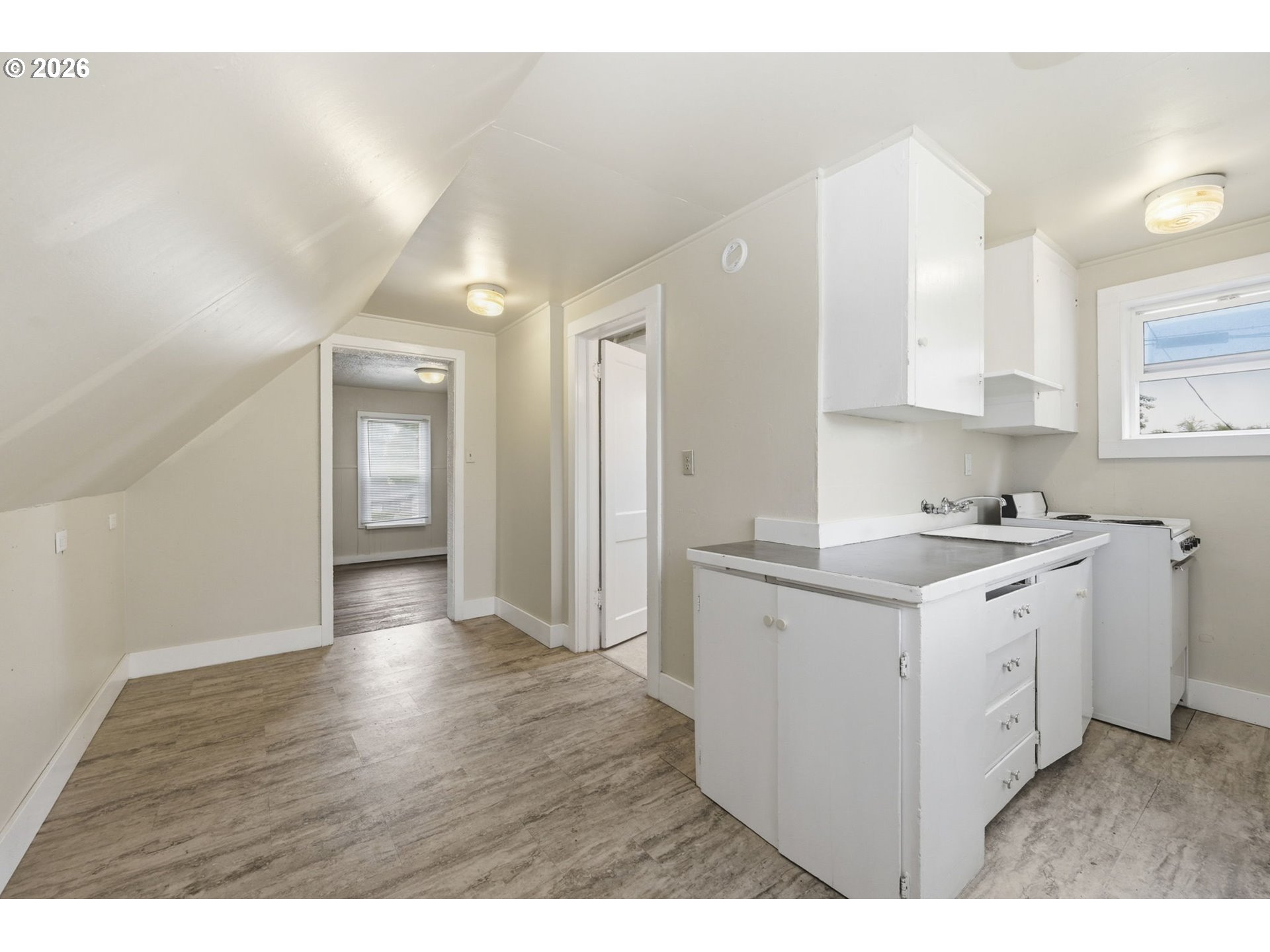 327 6th Street Springfield, OR 97477 - Photo 26 of 38