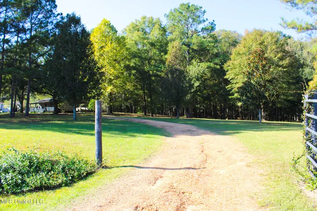 $320,000 | 7679 Highway 568, Magnolia, MS 39652