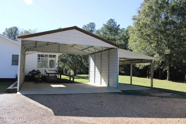 $320,000 | 7679 Highway 568, Magnolia, MS 39652