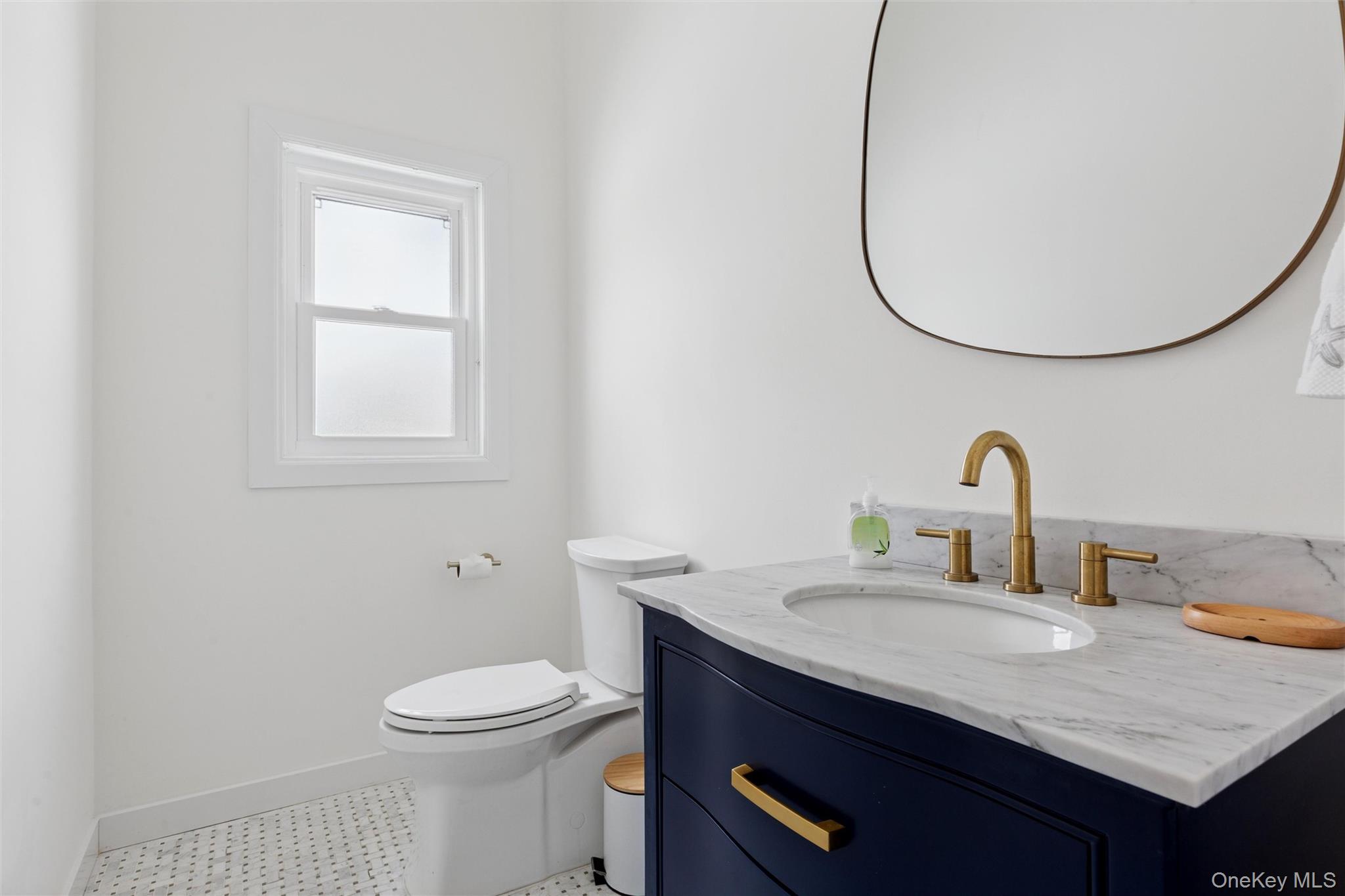 34 Starboard Road Hampton Bays, NY 11946 - Photo 12 of 29