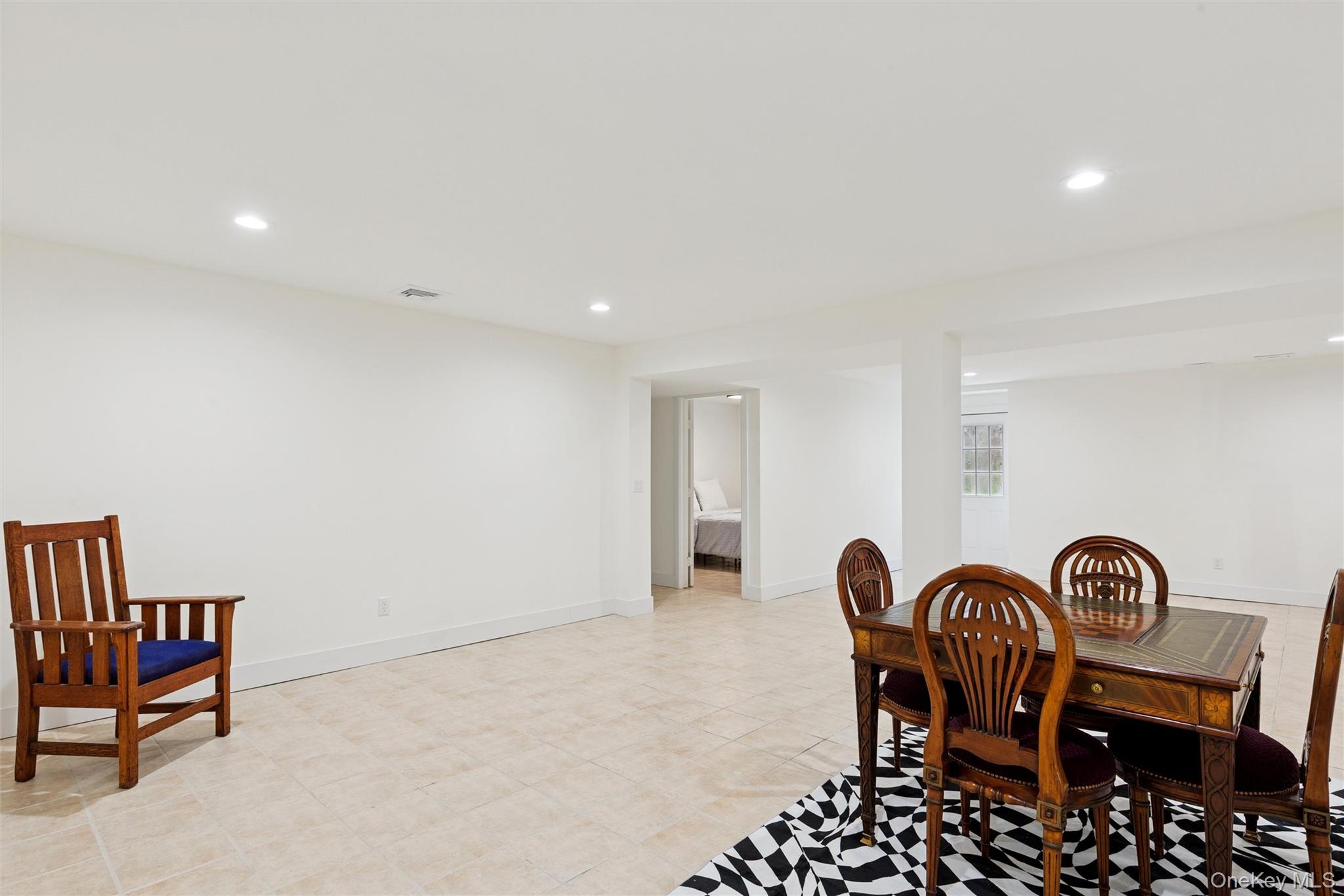 34 Starboard Road Hampton Bays, NY 11946 - Photo 13 of 29