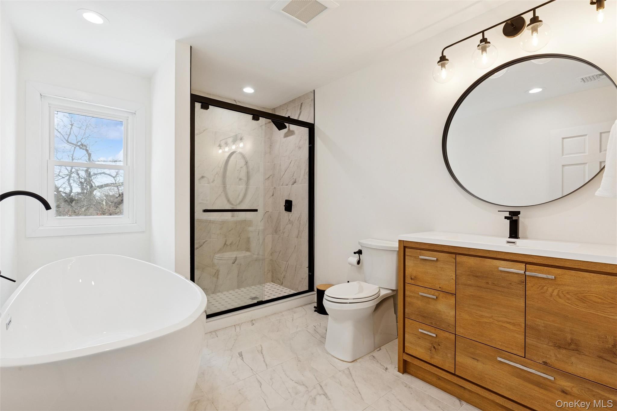 34 Starboard Road Hampton Bays, NY 11946 - Photo 21 of 29