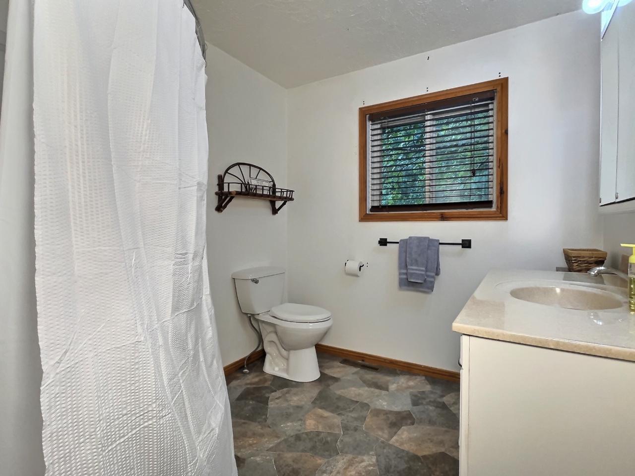 1802 Helen Lake Road Eagle River, WI 54521 - Photo 12 of 32 Gallery Image 12