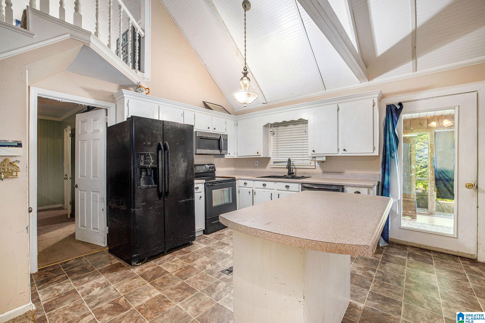 4020 Crescent Lane Jasper, AL 35503 - Photo 8 of 25