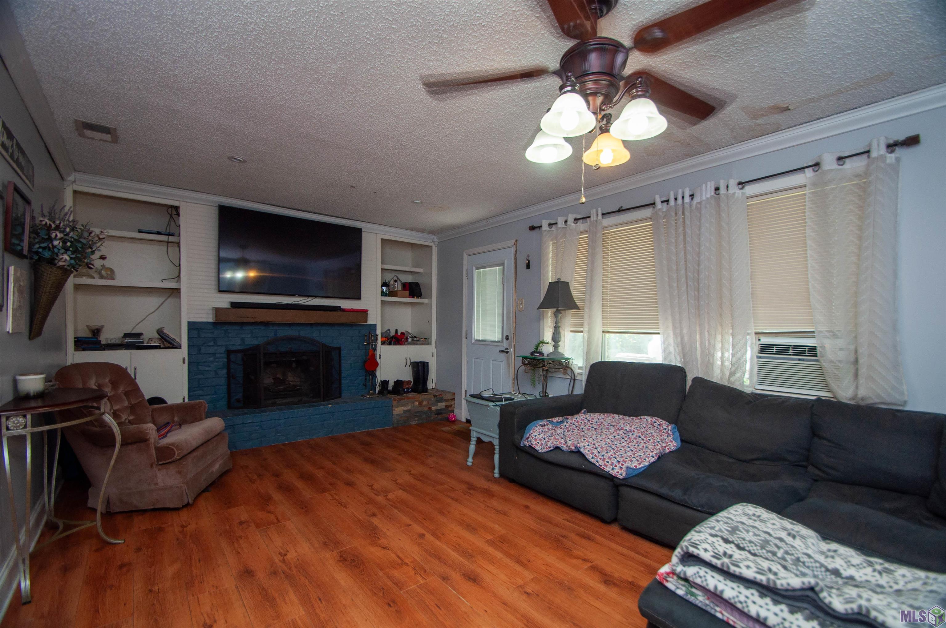 205 Harding Drive Houma, LA 70364 - Photo 4 of 14