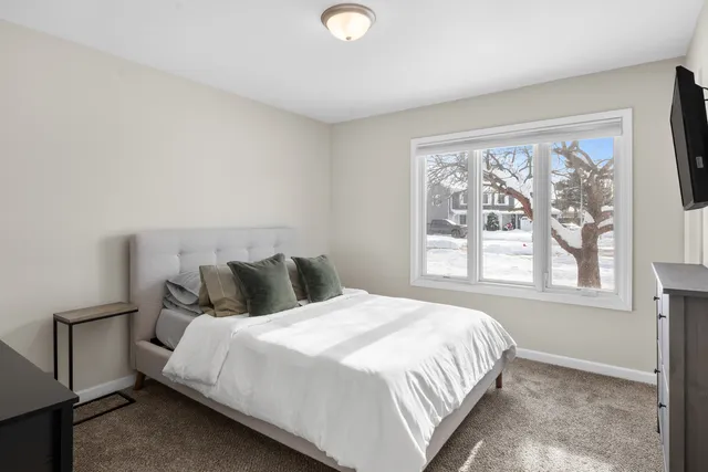 $349,900 | 3 Brandywine Court, South Elgin, IL 60177