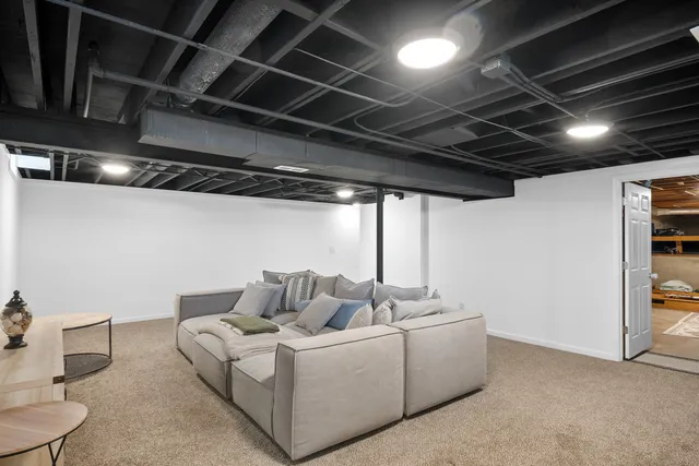 $349,900 | 3 Brandywine Court, South Elgin, IL 60177