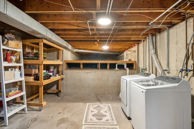 $349,900 | 3 Brandywine Court, South Elgin, IL 60177