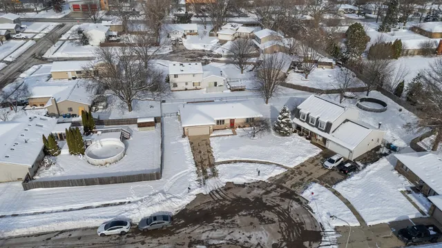 $349,900 | 3 Brandywine Court, South Elgin, IL 60177