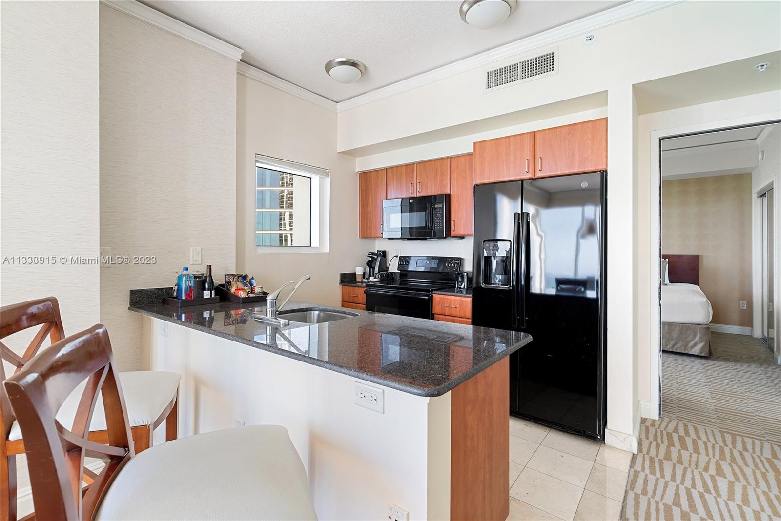 18001 Collins Avenue, Unit 2109 Sunny Isles Beach, FL 33160 - Photo 13 of 23